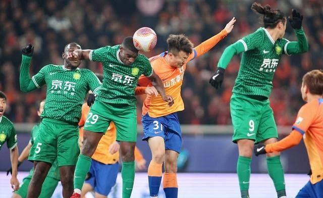 成都蓉城沖進(jìn)亞冠,奇跡背后,能否擺脫曇花一現(xiàn)?