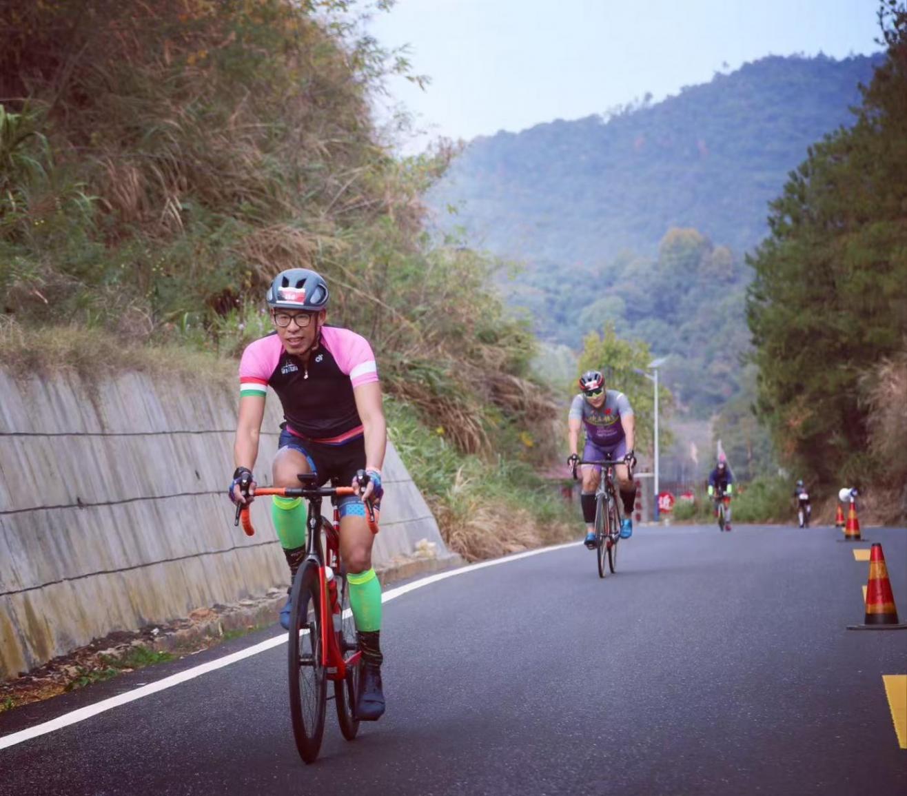 運動與生活早已密不可分,他是身體力行的“體育人”